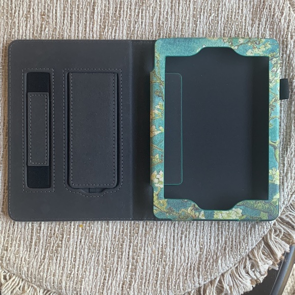 Kindle Case!! - Picture 2 of 2